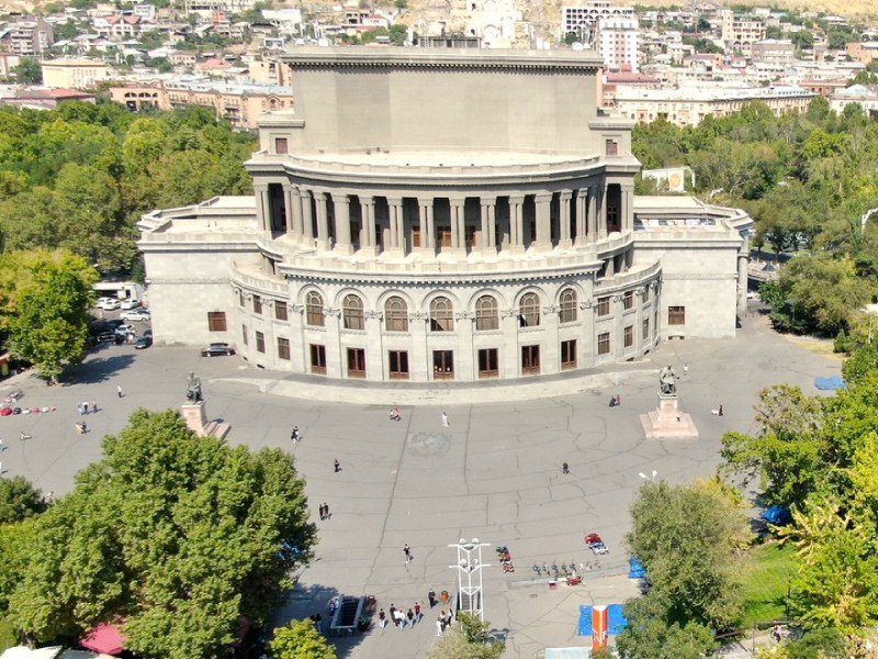 تئاتر اپرای شهر ایروان