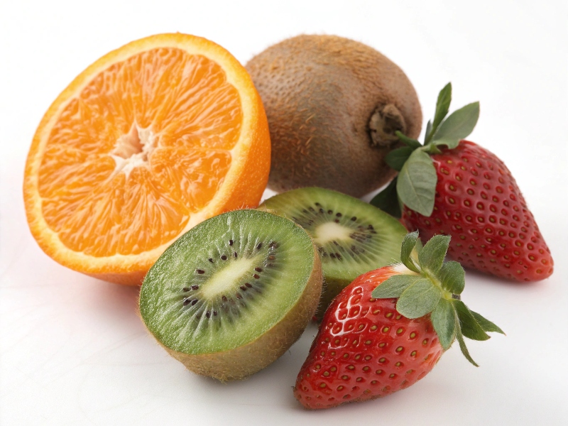 پرتقال و کیوی مناسب برای کم خونی