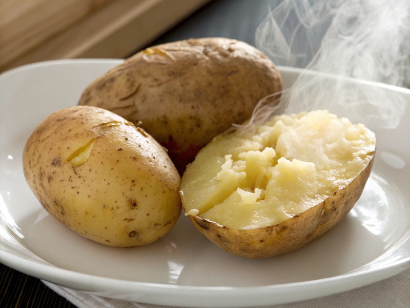 سیب زمینی آبپز چه خاصیتی برای لاغری دارد؟