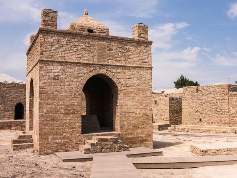 معبد باستانی آتشگاه
