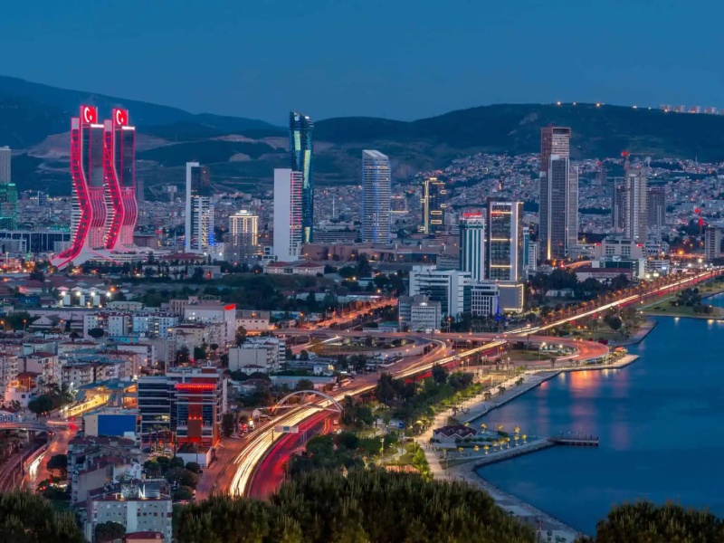 شهر لوکس و مدرن ازمیر