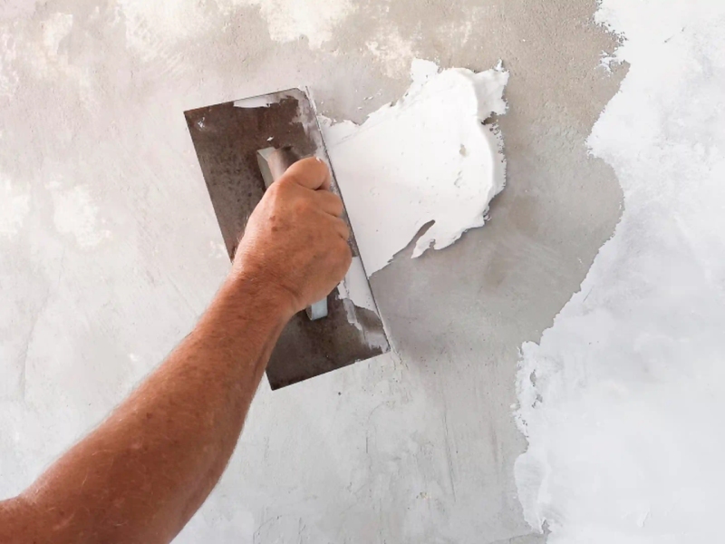 اقدامات لازم قبل از چسباندن کاغذ دیواری